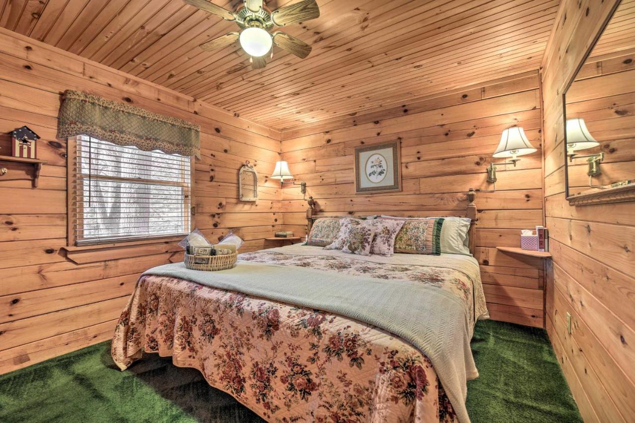 Franklin Cabin With Porch Near Hiking And Waterfalls! Экстерьер фото